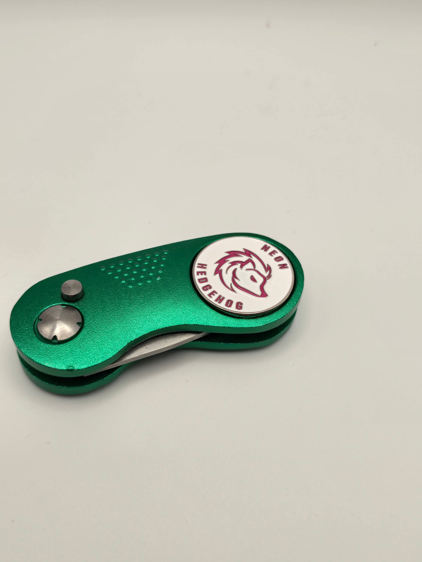 Pitch repair with custom ball marker (MOQ 100)